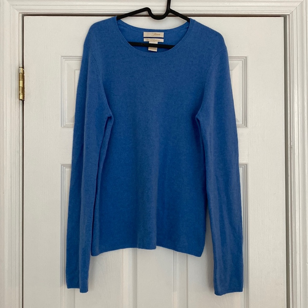 100% cashmere crew neck sweater
